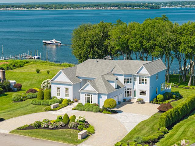 House for sale in Warwick, Rhode Island