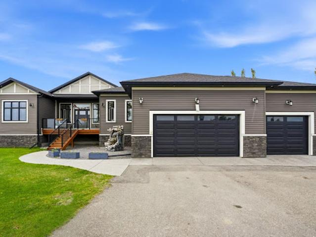 House for sale in Crossfield, Alberta