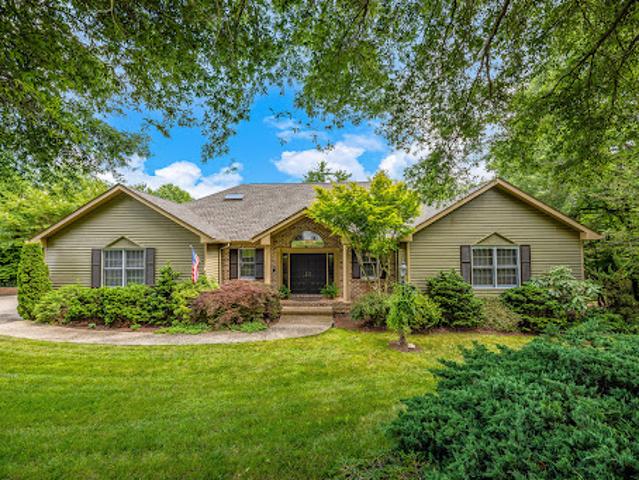 House for sale in Hendersonville, North Carolina