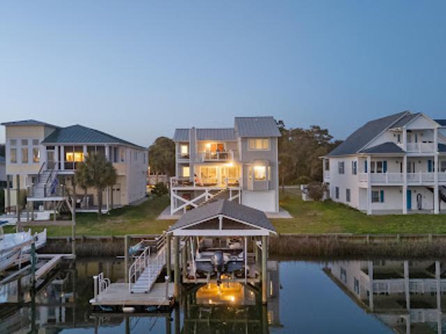 House for sale in Oak Island, North Carolina