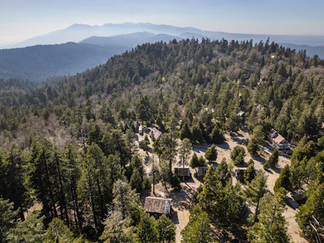 House for sale in Cedar Glen, California