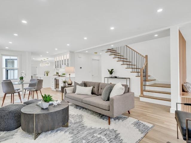 House for sale in Cambridge, Middlesex County