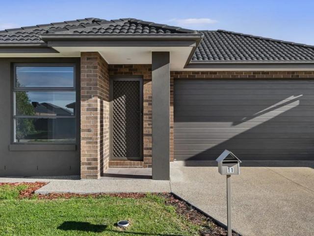 House for rent in Willandra, Melbourne