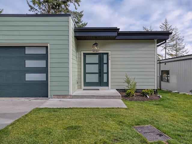 House for sale in Sechelt, British Columbia