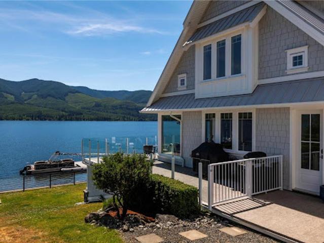 House for sale in Youbou, British Columbia