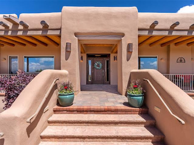 House for sale in Santa Fe, New Mexico