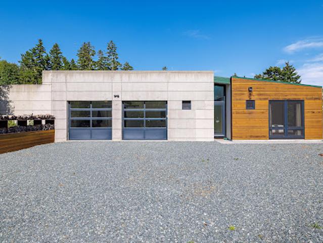 House for sale in Brooksville, Maine