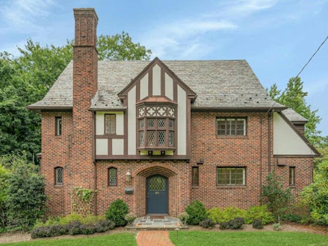 House for sale in Verona, Essex County