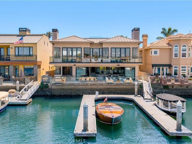 House for sale in Huntington Beach, California
