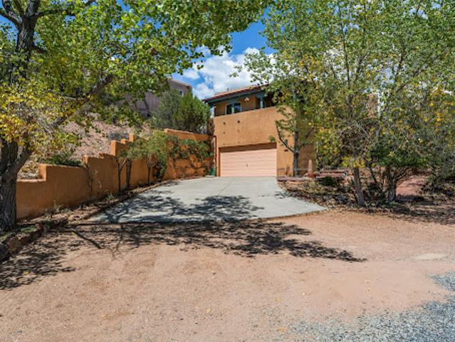 House for sale in Santa Fe, New Mexico