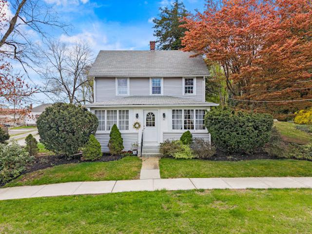 House for sale in Centerbrook, Connecticut