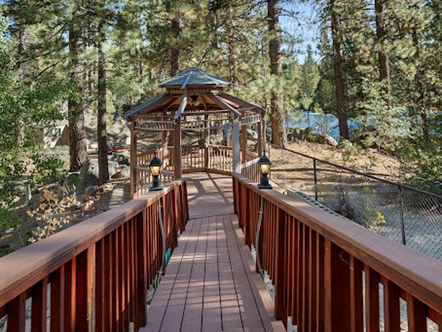 House for sale in Fawnskin, California
