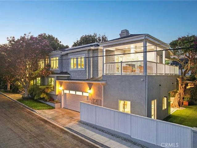 House for sale in Manhattan Beach, California