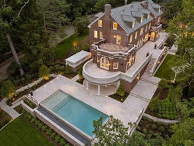 House for sale in Newton House for sale in Newton