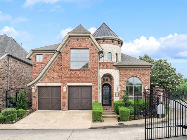 House for sale in Dallas, Texas