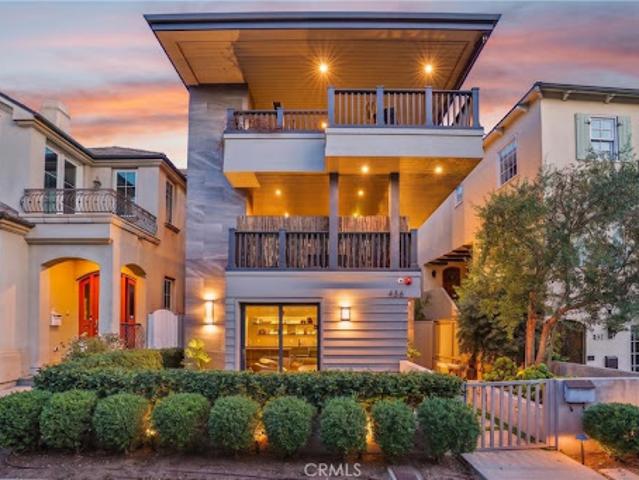 House for sale in Manhattan Beach, California