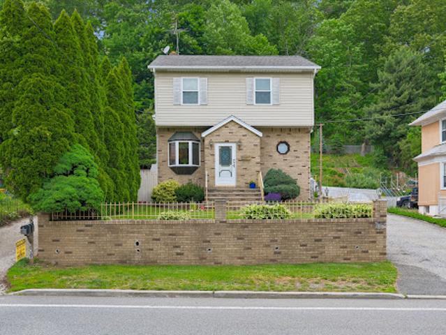 House for sale in Passaic, New Jersey
