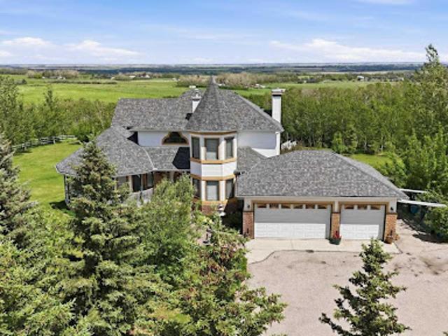 House for sale in Northwest, Alberta