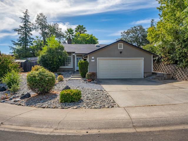 House for sale in Shasta, California