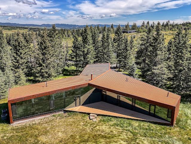 House for sale in Bighorn, Alberta