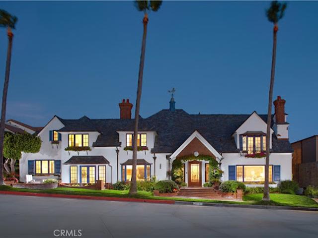 House for sale in Corona Del Mar, California
