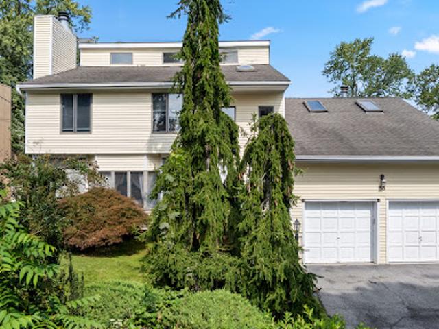 House for sale in City of White Plains, Westchester County