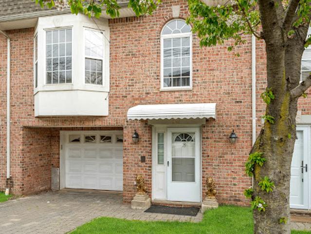 House for sale in Palisades Park, New Jersey