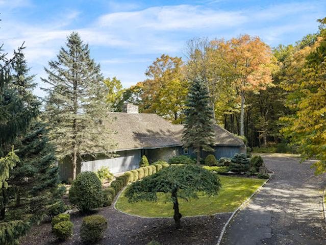 House for sale in Redding, Western Connecticut Planning Region