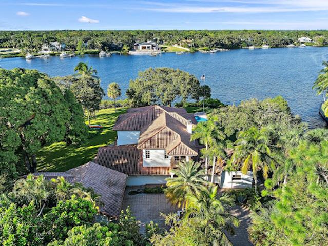 House for sale in Jupiter, Florida