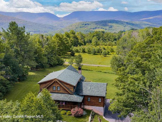 House for sale in New York