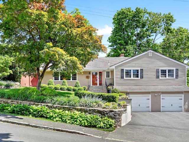 House for sale in Hartsdale, New York