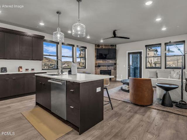 House for sale in Daniel, Utah