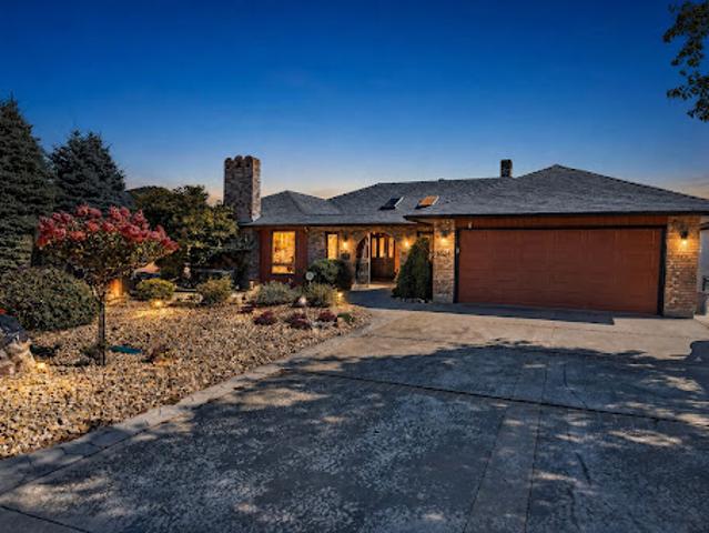 House for sale in Winfield, British Columbia