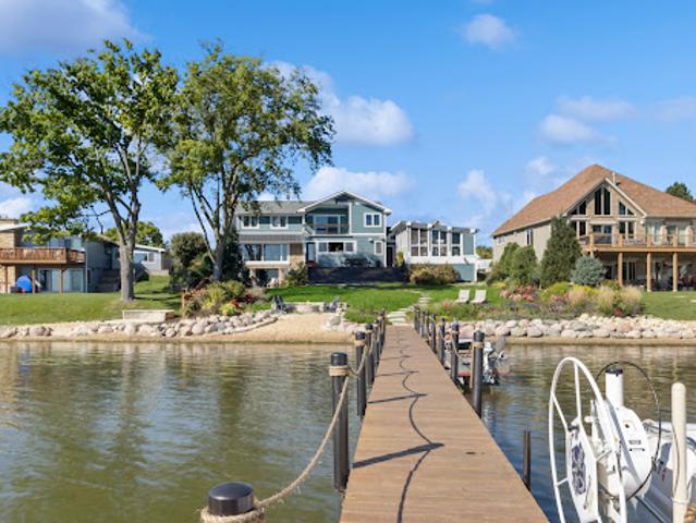 House for sale in Lake Zurich, Illinois