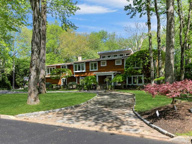 House for sale in Norwood, New Jersey