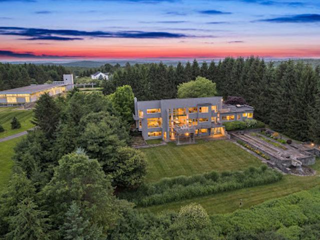 House for sale in Corning