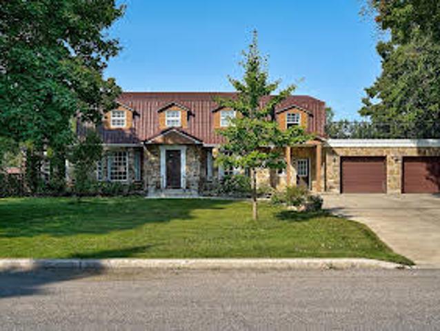 House for sale in Dorval House for sale in Dorval
