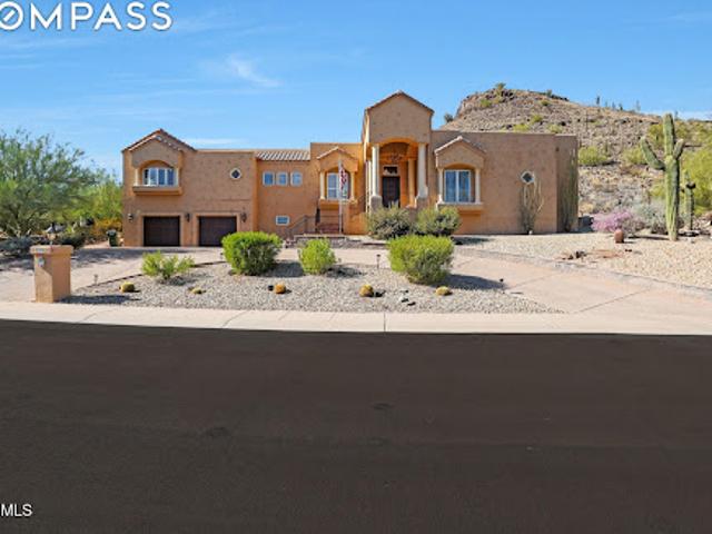 House for sale in Laveen, Arizona