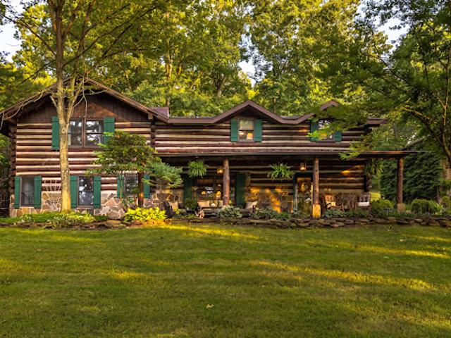 House for sale in Burgettstown, Pennsylvania