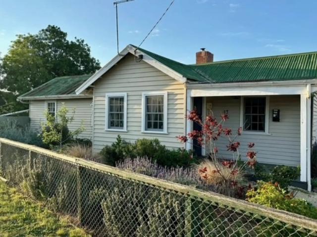 House for rent in Maldon, Shire of Mount Alexander