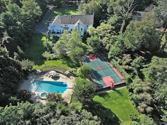 House for sale in Cold Spring Harbor, Town of Huntington