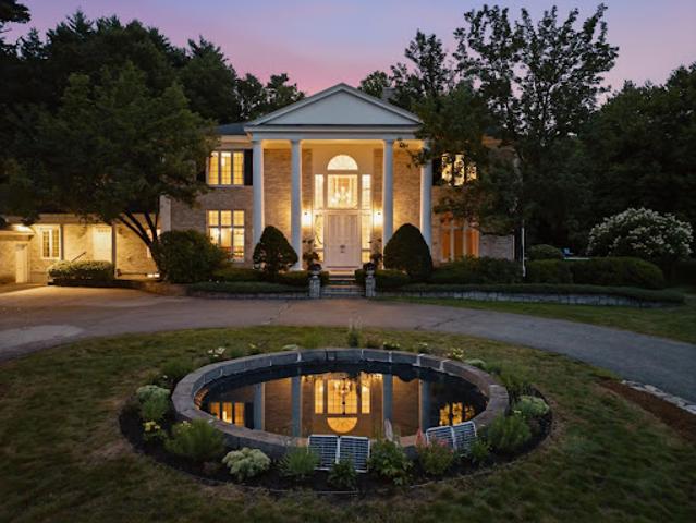 House for sale in New Hampshire