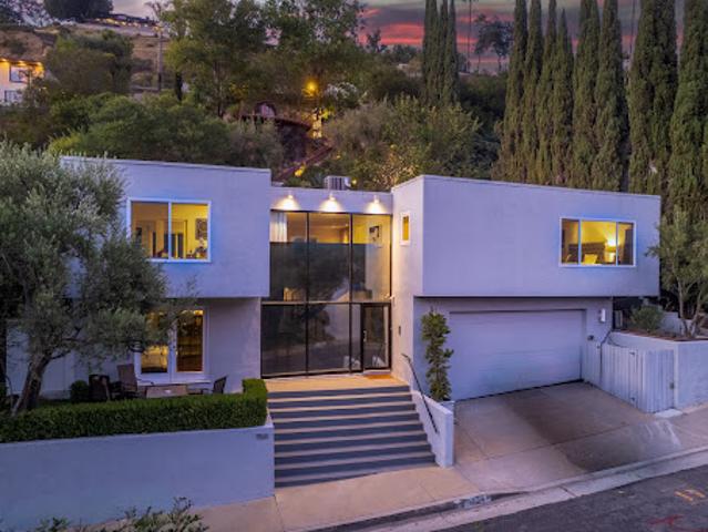 House for sale in Canoga Park, California