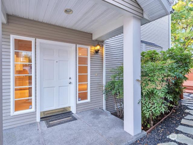 House for sale in Bellevue, Washington