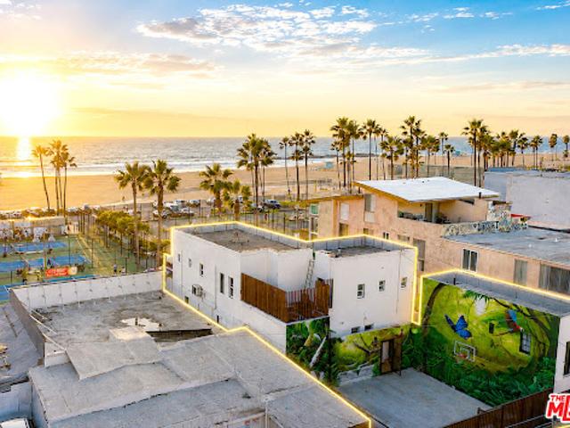 House for sale in Canoga Park, California