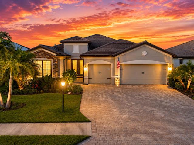 House for sale in Lakewood Ranch, Florida