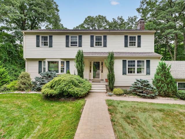 House for sale in Avon, Connecticut
