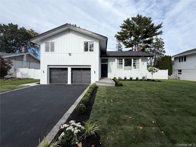 House for sale in Jericho, Nassau County