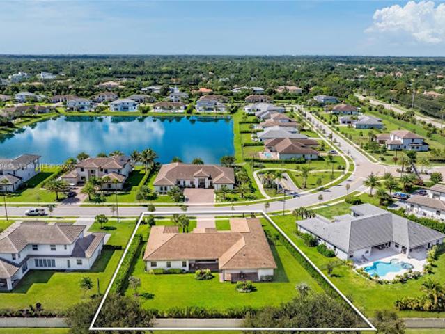 House for sale in Davie, Florida