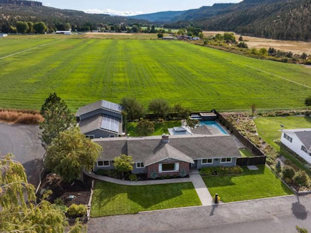 House for sale in Oregonia